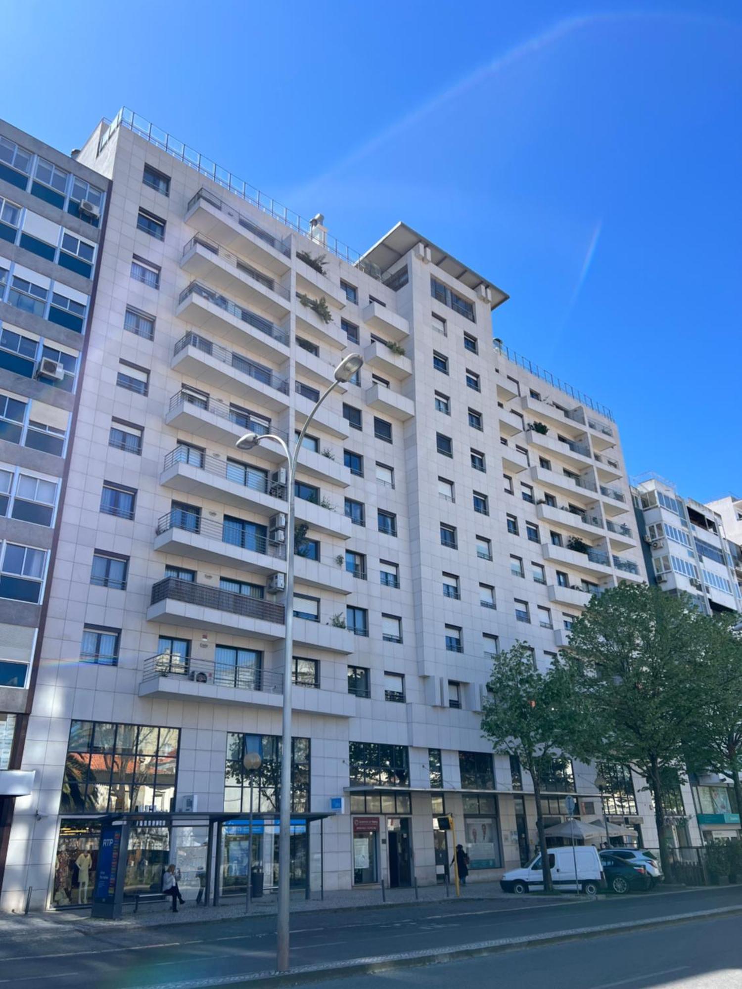 Portuguese Design Suites & Parking — Photos 3
